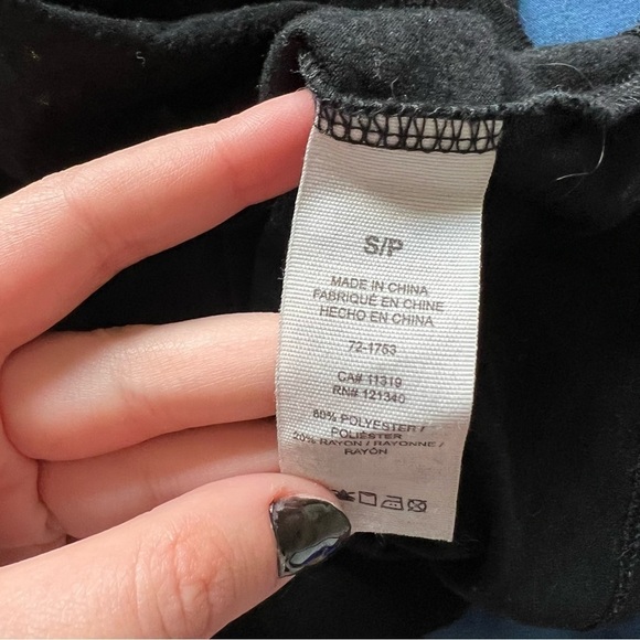 Garage Black Pineapple Muscle Tank – Size Small - Picture 4 of 8